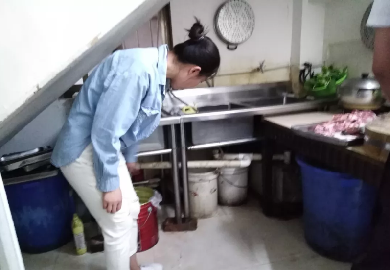 油煙凈化器，油煙凈化設(shè)備，油煙凈化機