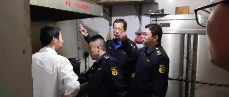 油煙凈化器，油煙凈化設(shè)備，油煙凈化機(jī)