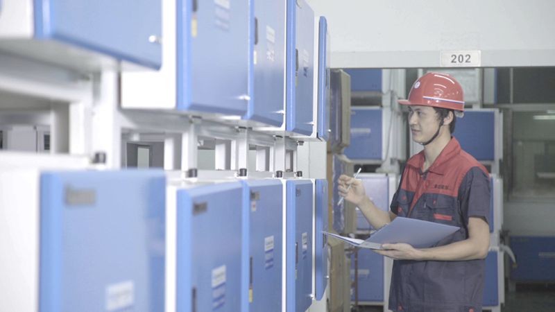 油煙凈化器，油煙凈化設(shè)備，油煙凈化機